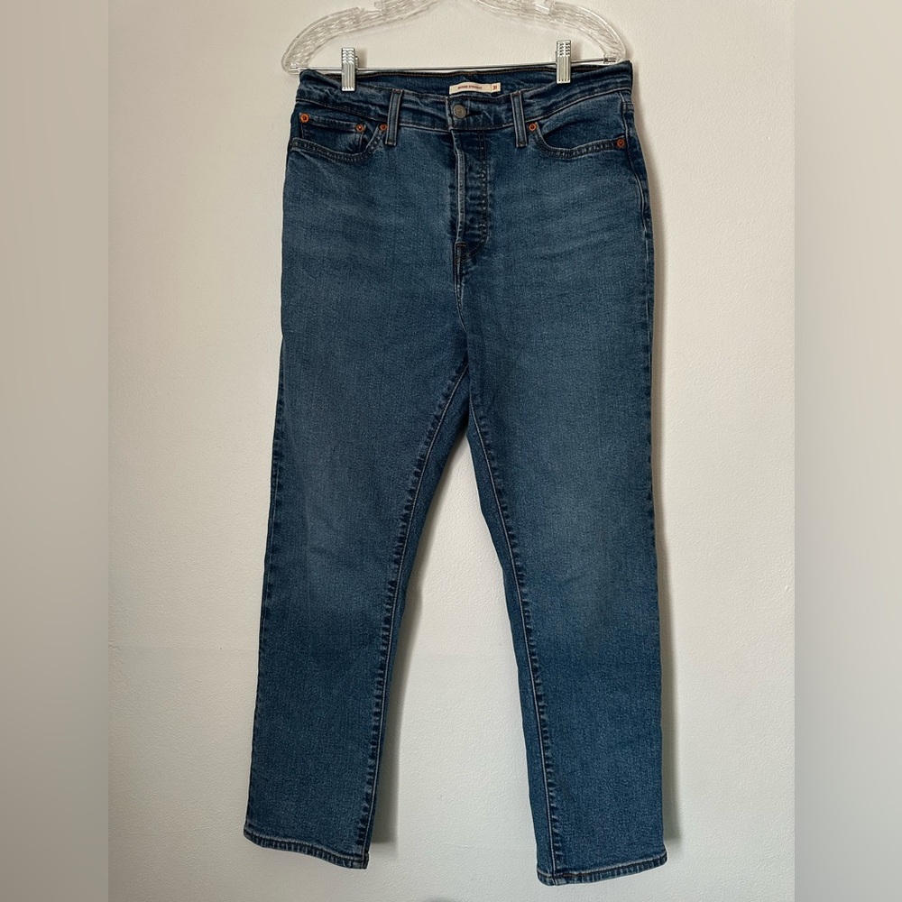 Wedgie Straight Ankle Length Blue Levi Jeans